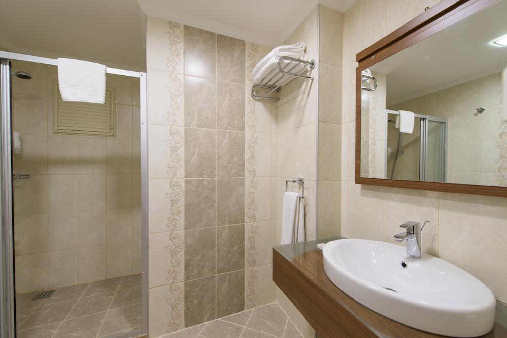 Cesmeli Konak Hotel Silivri Ruang foto